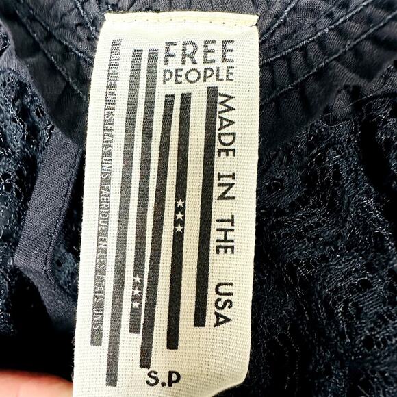 Free People Black Lace Elastic Waist with Tie Mini Skirt Size Small - Picture 5 of 5